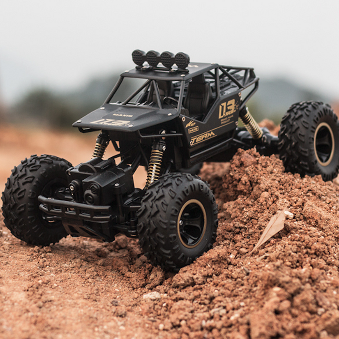 1:16 RC Dragon 4WD Monster Truck: black, dark gray off-road remote-control vehicle, realistic off-road buggy style