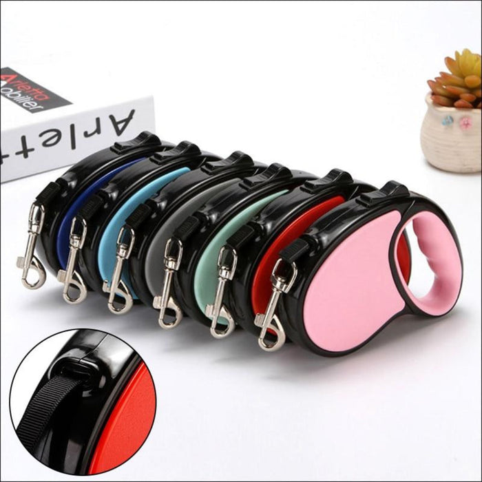 5-Meter Long Retractable Leash for Dogs made of Nylon: black, pink retractable pet leash, minimal product display style