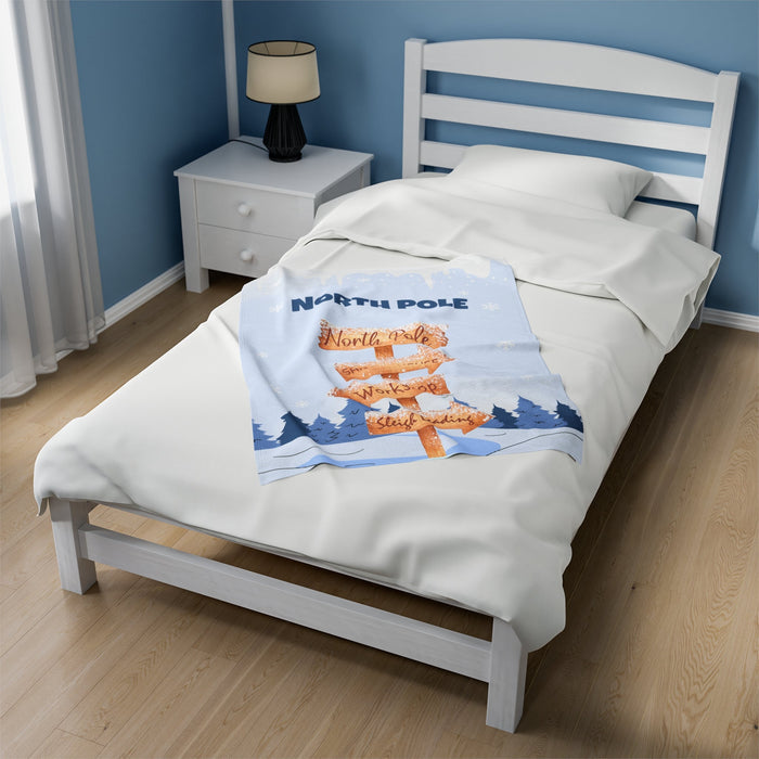 Arctic Exploration Theme Soft Throw Blanket: light blue, white North Pole winter scene, cartoon winter holiday illustration s