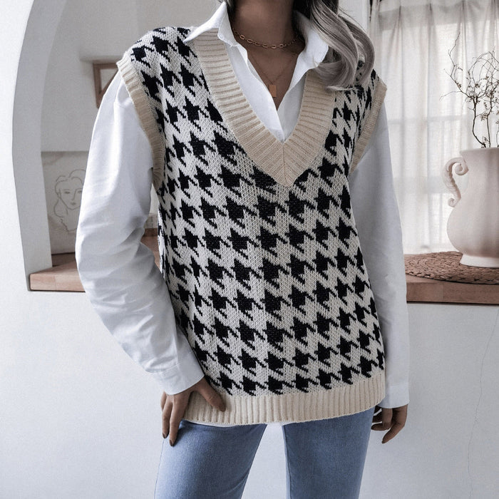 Argyle V-Neck Sweater Vest for Women: light blue, white sweater vest, casual preppy style
