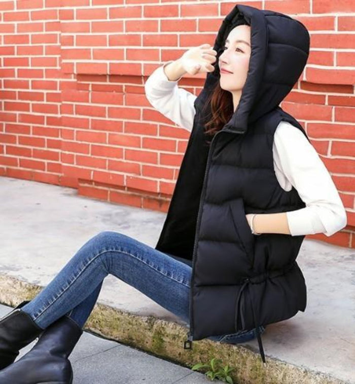 Black Women's Hooded Puffer Vest with Zipper Closure: black hooded puffer vest, casual minimal style