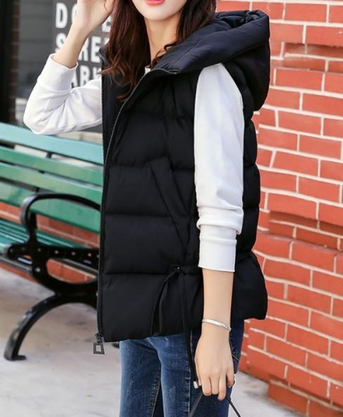 Black Women's Hooded Puffer Vest with Zipper Closure: black hooded puffer vest, casual minimal style