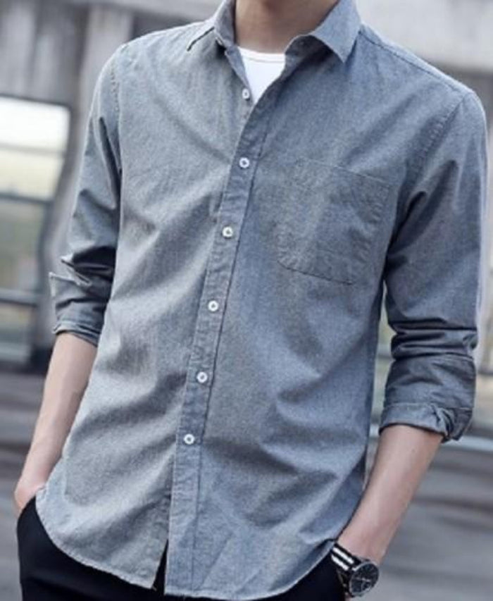 Button-Down Casual Shirt for Men with Long Sleeves, Designed to be Worn Untucked: light blue, white button-up shirt worn over