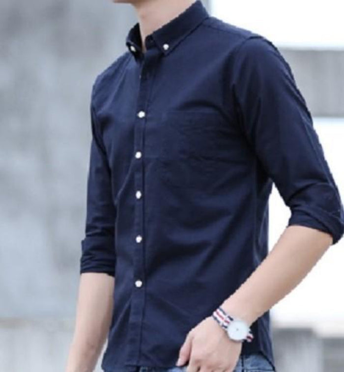Button-Down Casual Shirt for Men with Long Sleeves, Designed to be Worn Untucked: light blue, white button-up shirt worn over