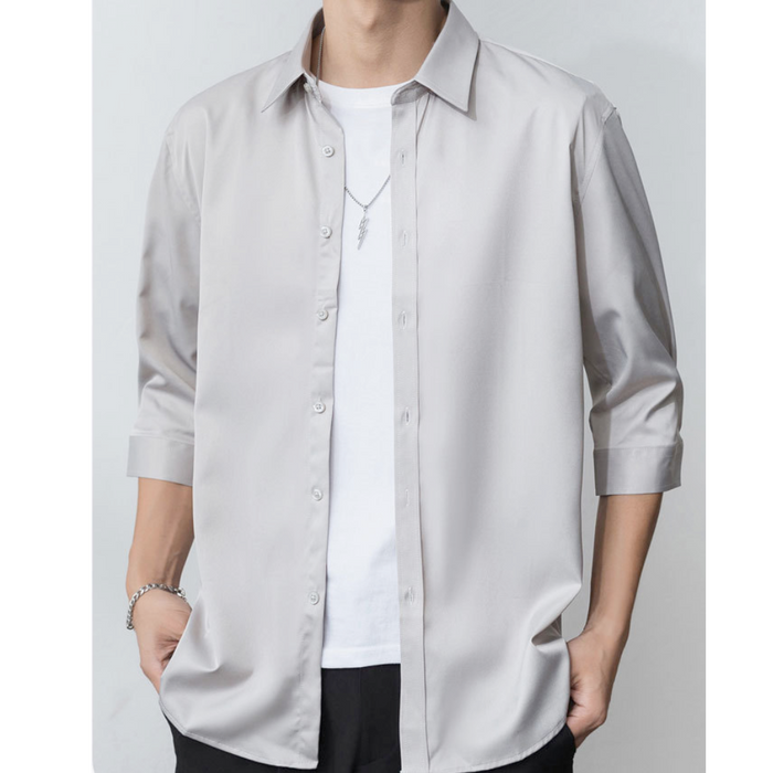 Button-Up Shirt for Men with Three-Quarter Sleeves: light gray, white button-up shirt worn over a T-shirt, minimal casual sty