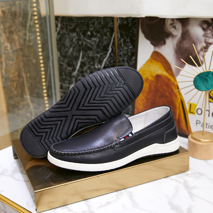 Casual Men's Loafer Footwear for Everyday Wear: black, white slip-on shoes, minimal casual style
