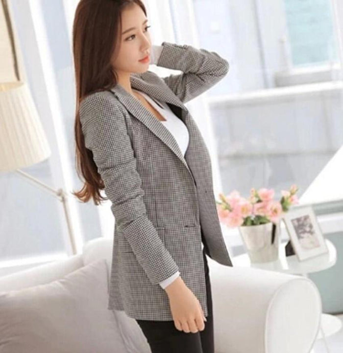 Checkered Blazer for Women with a Slim Fit Cut: gray, black blazer jacket, tailored, classic style