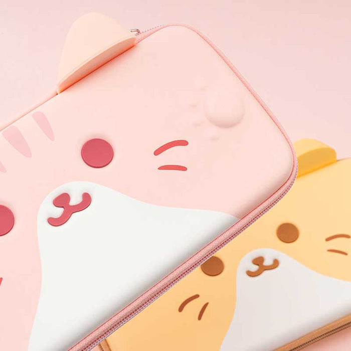 Cute Cat Nintendo Switch Case: cream, beige cartoon cat, kawaii cartoon style