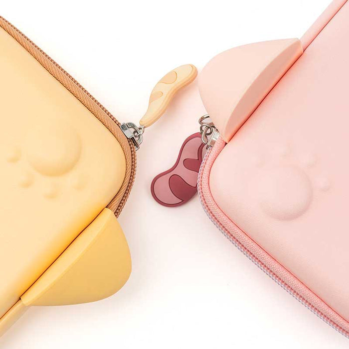 Cute Cat Nintendo Switch Case: cream, beige cartoon cat, kawaii cartoon style