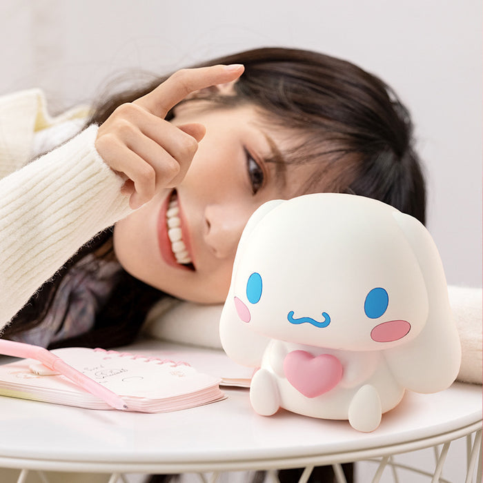 Cute Cinnamoroll LED Night Light: white, pale pink Cinnamoroll character, kawaii cartoon style