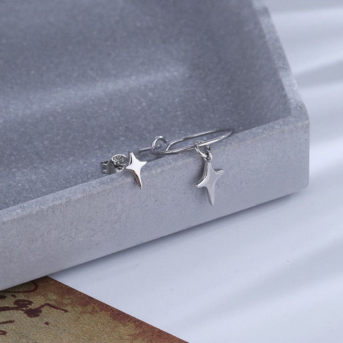 Earrings with Starry Hope Motif: silver star, minimal style