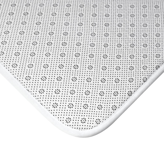 Fun Fact Bath Mat for Pizza Enthusiasts: white, red pizza theme, colorful cartoon infographic style
