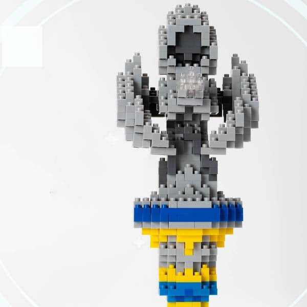 Genshin Impact Mini Blocks Assembly Kit: light gray, dark gray hooded skeletal character, pixelated cartoon style