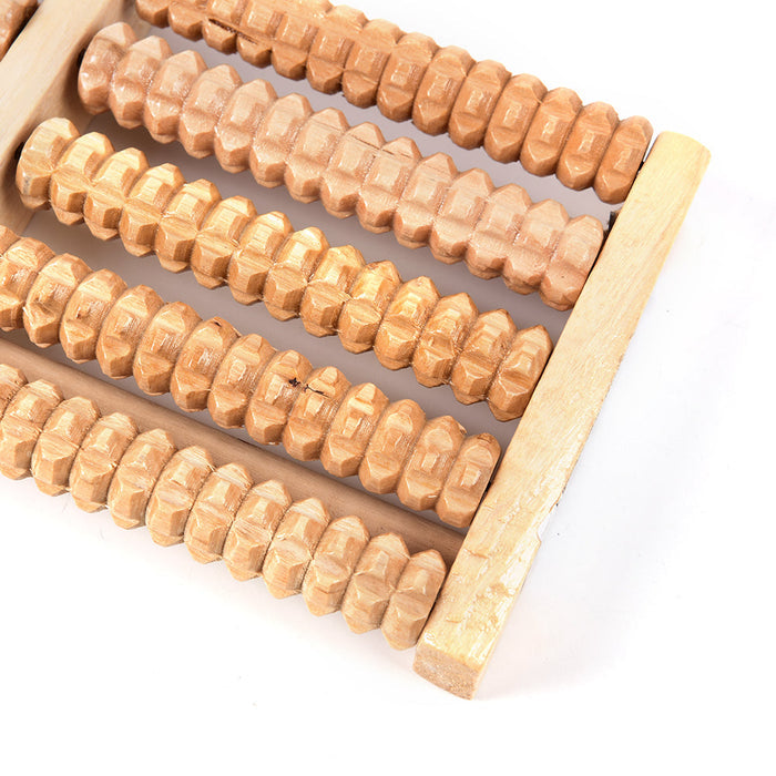 High-Quality Long-Lasting Wooden Foot Roller for Effective Massage Therapy: light natural wood, tan wooden foot massage rolle