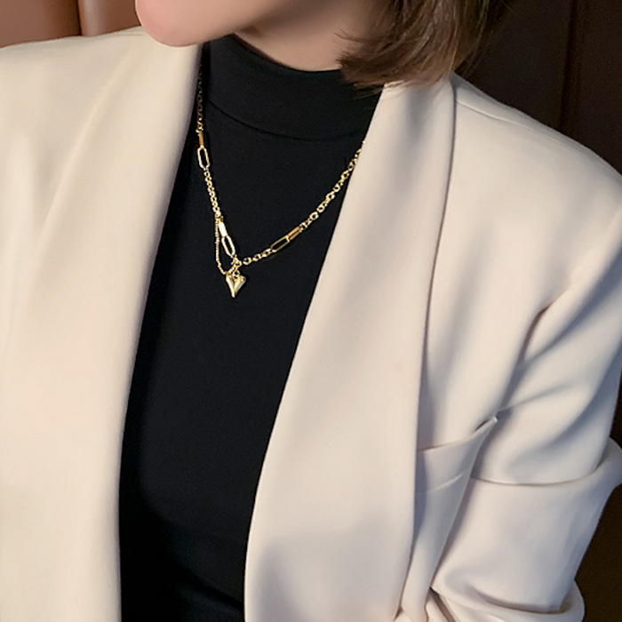 Link Necklace for Women with Heart-Shaped Pendant: Redefining Elegance and Style: gold layered necklace, minimal style