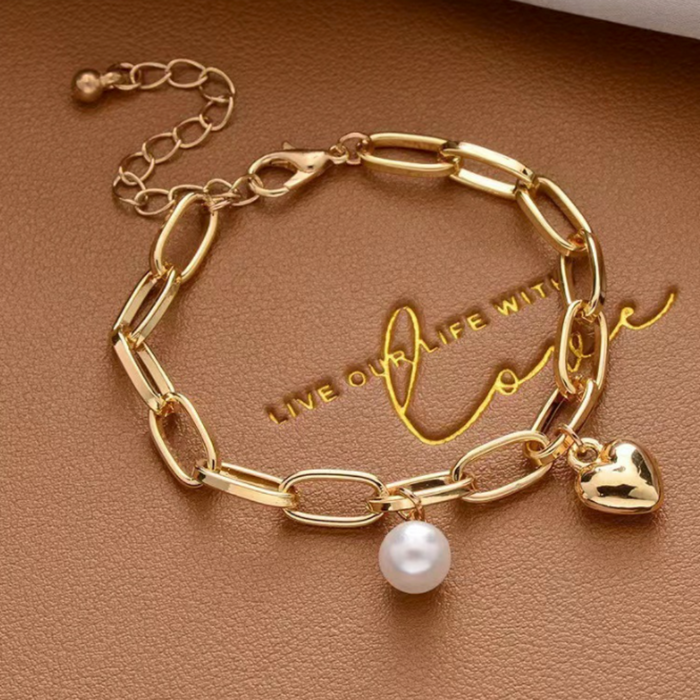Pearl Heart Charm Oval Link Bracelet for Women: gold, white bracelet, minimal romantic style