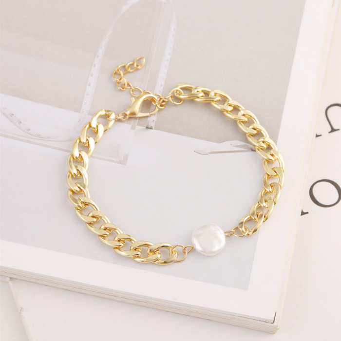 Pearl Pendant Chain Bracelet for Women: gold, white chain bracelet, minimal style