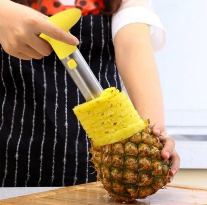 Pineapple Cutting Tool made of Stainless Steel: yellow, silver/gray pineapple corer/slicer tool, functional kitchen tool styl