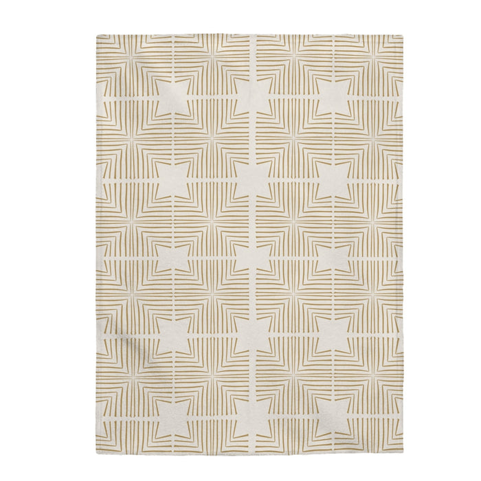 Plush Throw Blanket with Beautiful Design: cream, beige throw blanket, minimal style