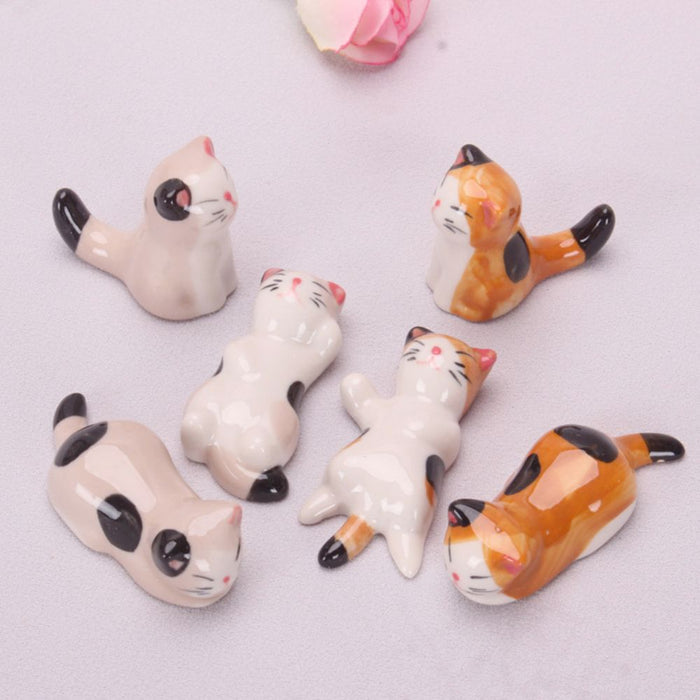 Porcelain Feline Chopstick Rests, Set of Holders: white, black cats, cute cartoon style