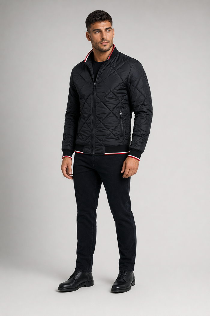Black / M