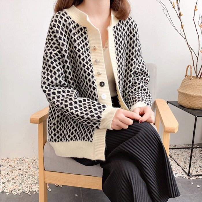 Small Diamond Print Women's Short Cardigan: A Clear Representation of Elegance: red, cream cardigan sweater, casual retro kni