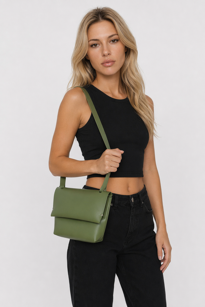 Small Vegan Leather Shoulder Bag for Women - A Stylish Choice for Casual Outings Green