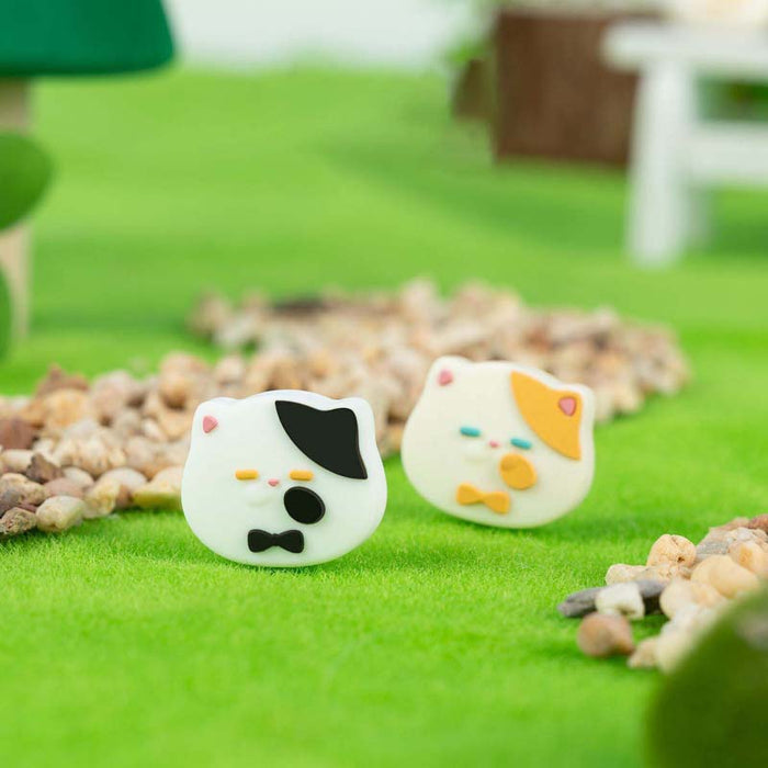 Splatoon Cat Judges Switch Thumb Grips: white, black cat, cute cartoon kawaii style