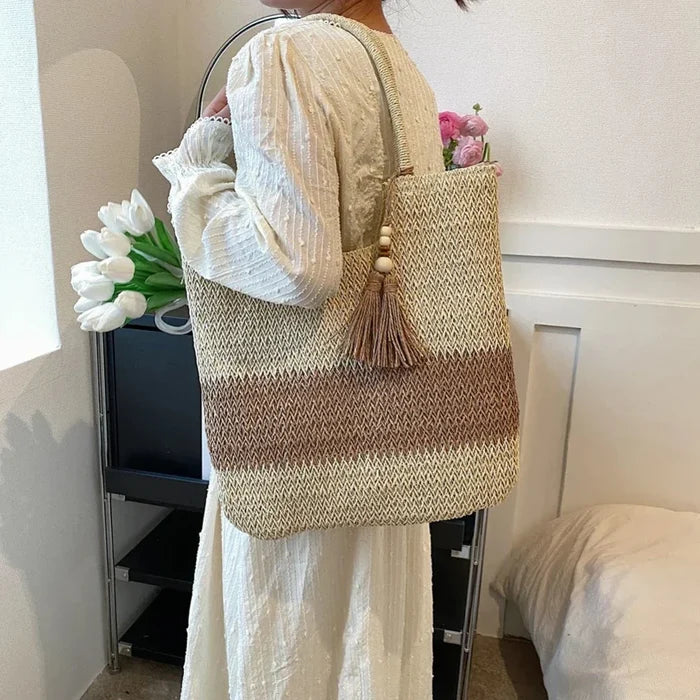 Straw Tote Bag for a Stylish Day at the Beach: beige, tan tote handbag, boho style
