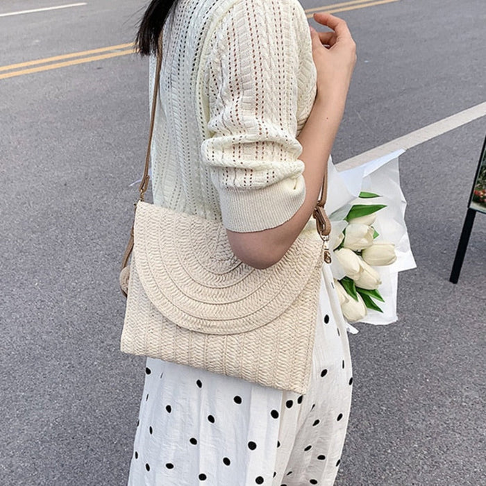 Summer Straw Crossbody Purse: tan, beige handbag/clutch, boho style