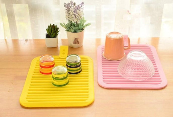 Vibrant Heat Resistant Kitchen and Table Mats Set of 4: yellow, pink drying mats/draining trays, minimal style